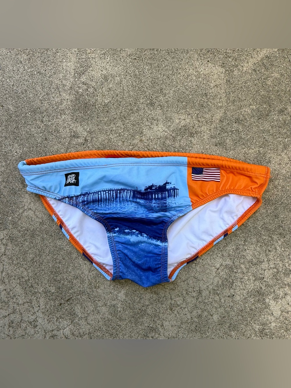 HARDCORESPORT Brief Swimsuit size 34 Malibu water polo camp 2018 men’s swim - Picture 2 of 4